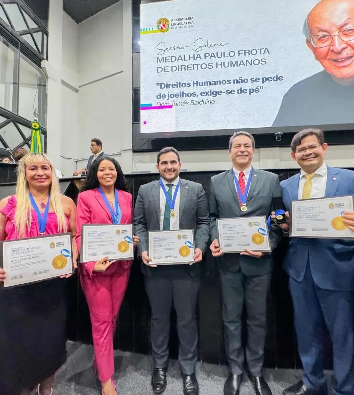 Presidente da ADPEP recebe medalha Paulo Frota de Direitos Humanos, na Alepa