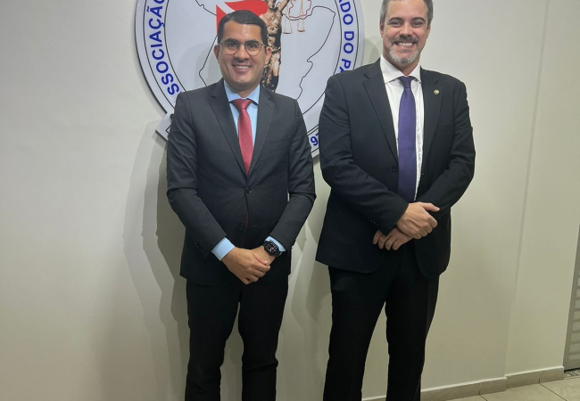 Presidente da ADPEP realiza visita de cortesia à Presidência da AMEPA e estreita relações interinstitucionais