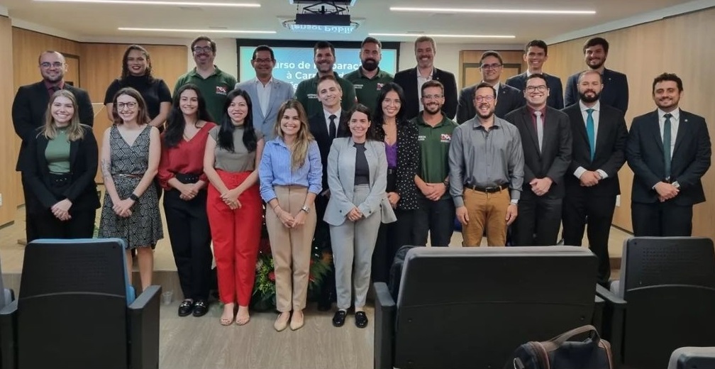 ADPEP entrega kit anual de brindes às novas Defensoras e aos novos Defensores Públicos