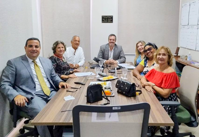 ADPEP reúne com grupo de aposentados e discute estratégias processuais