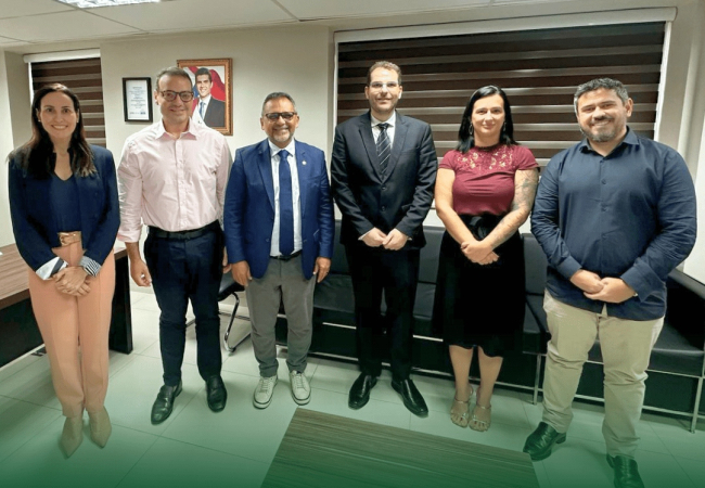 Associações do Estado realizam visita de cortesia ao IGEPPS e estreiam laços