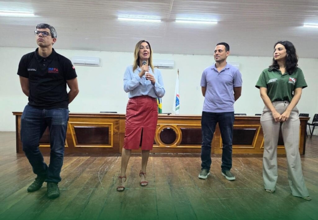 Defensoras e Defensores Públicos participam da instalação de Pontos de Inclusão Digital no Marajó
